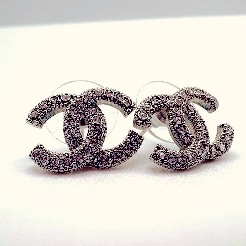 Chanel CC Silver Logo Earrings - Authentic - Picture 2 of 4